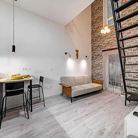 Ferienwohnung Chic Loft Bp: Industrial Gem Budapest Exterior foto