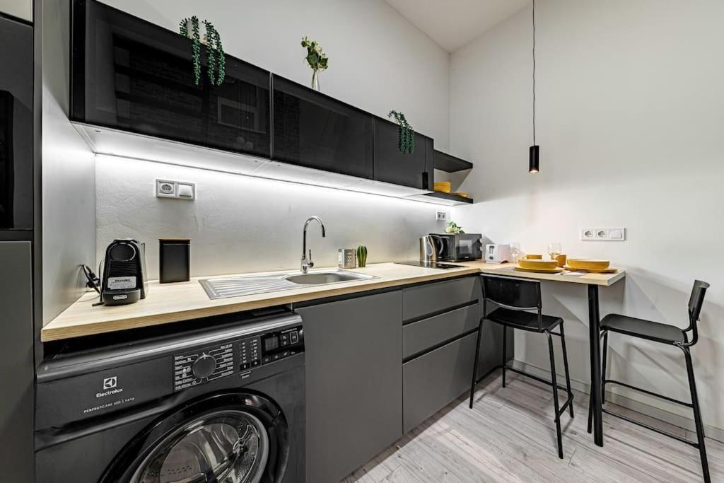 Ferienwohnung Chic Loft Bp: Industrial Gem Budapest Exterior foto