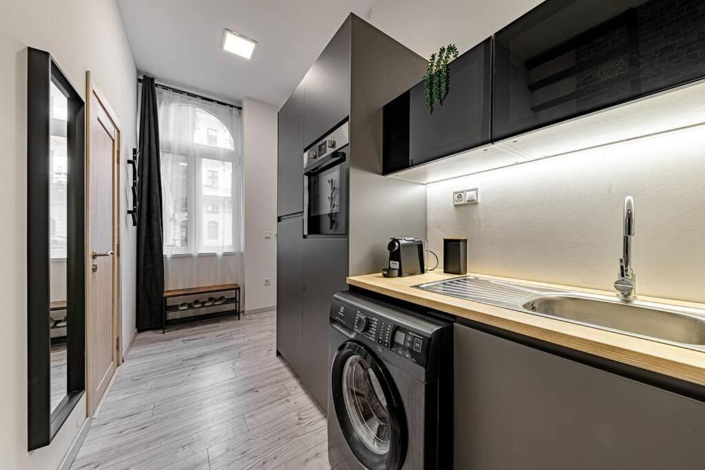 Ferienwohnung Chic Loft Bp: Industrial Gem Budapest Exterior foto